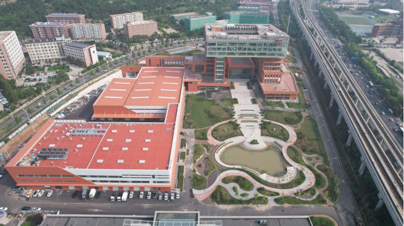 一汽解放青岛基地研发能力提升项目（山东省工程质量管理标准化示范工程、中国施工企业管理协会绿色建造项目）